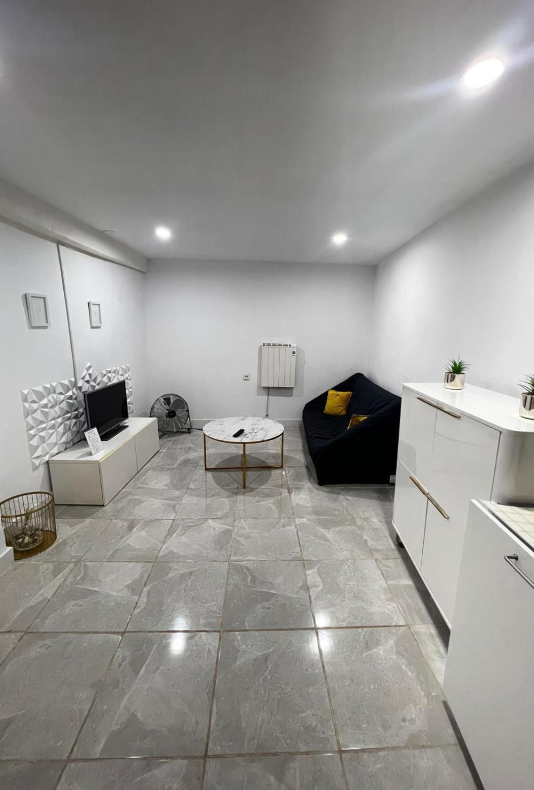 Apartamento Centrico Economico En Berga P1 Lägenhet Exteriör bild